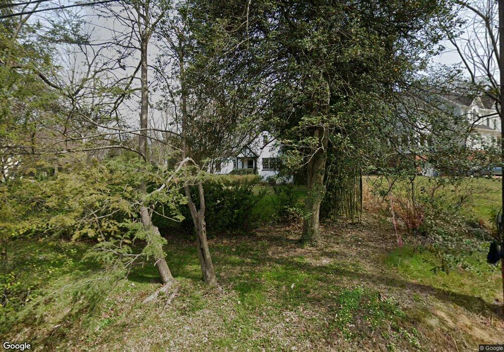 1927 Birch Rd, McLean, VA 22101 - photo 1