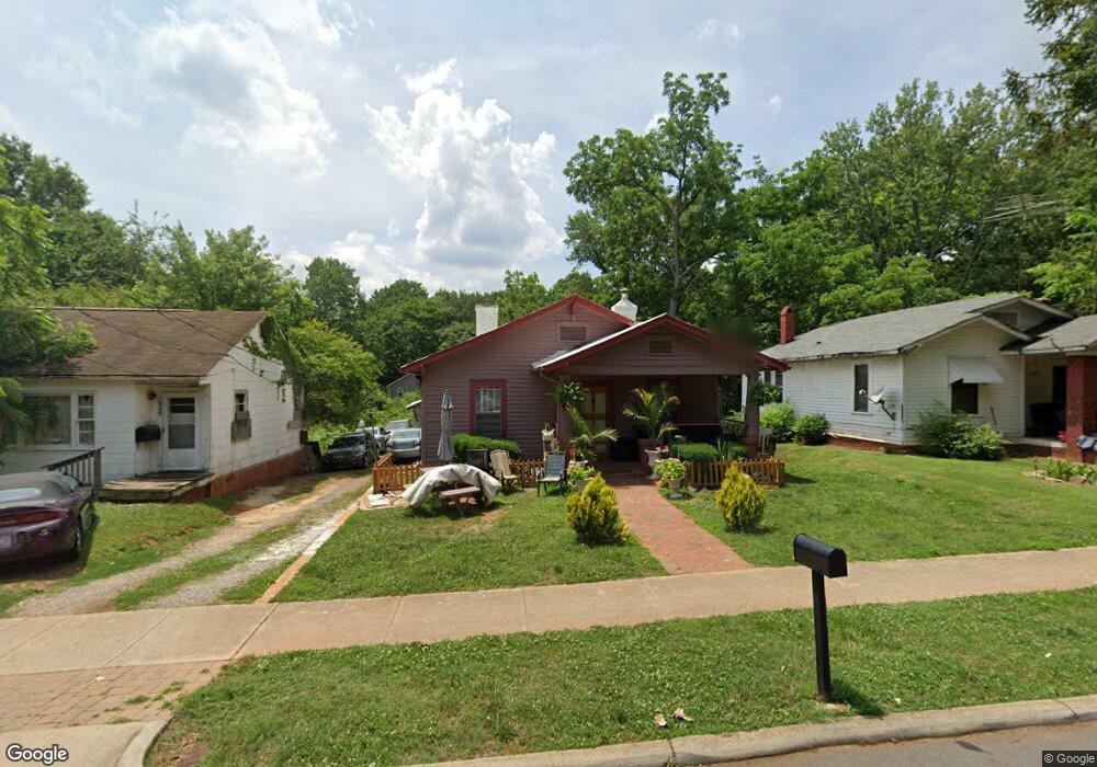 1022 Caldwell St, Statesville, NC 28677 - photo 1