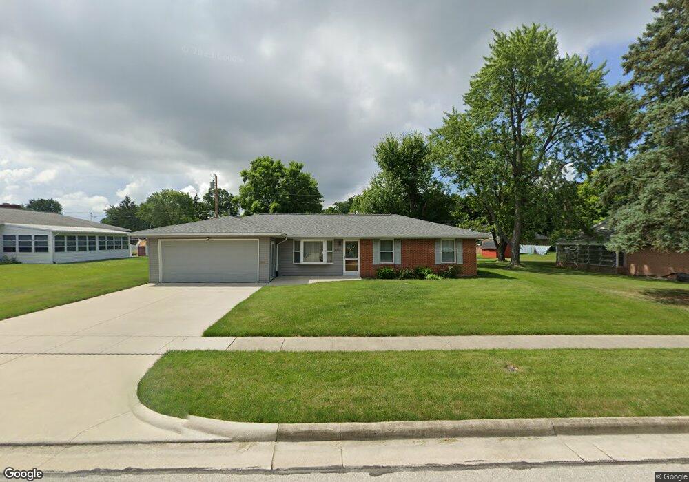 685 Hillcrest Dr, Saint Marys, OH 45885 - photo 1