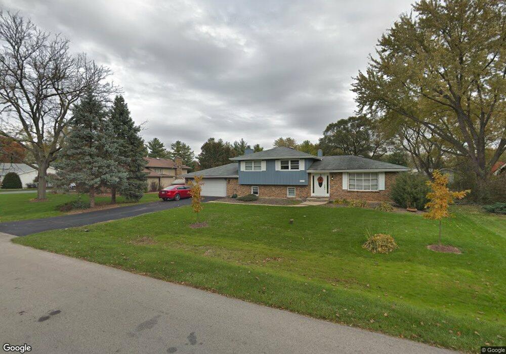 10S115 Alago Rd, Naperville, IL 60564 - photo 1