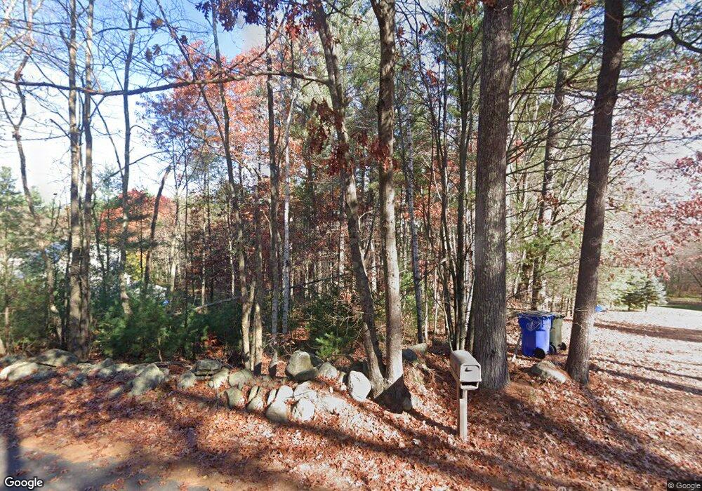 13 Kelley Rd, Londonderry, NH 03053 - photo 1