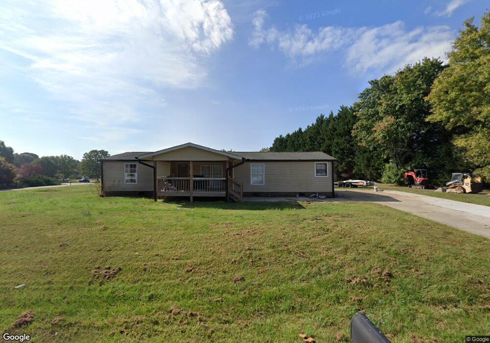 122 Camp Oak Rd, Statesville, NC 28677 - photo 1