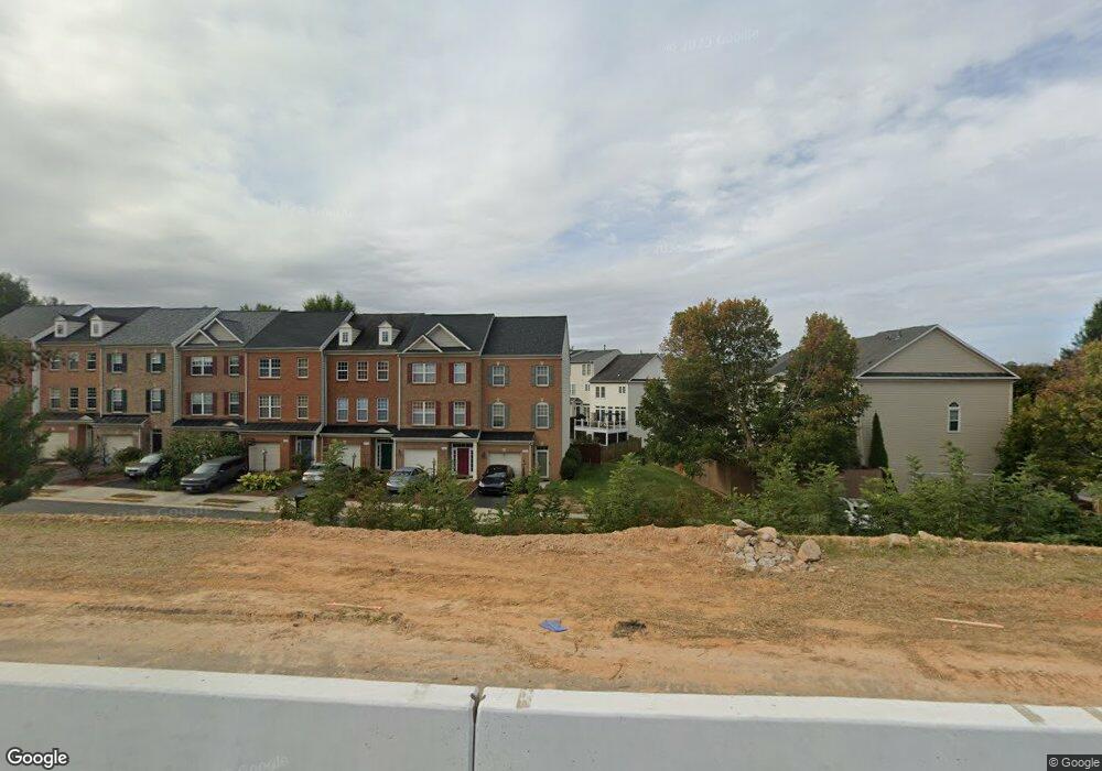 12768 Heron Ridge Dr, Fairfax, VA 22030 - photo 1