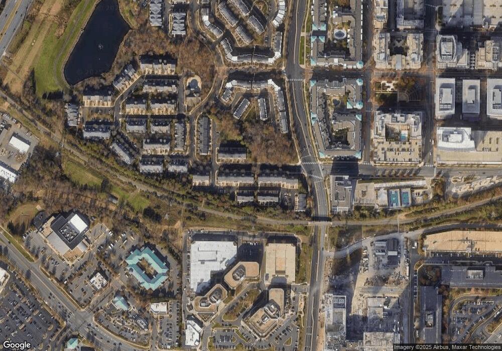 1944 Crescent Park Dr unit 6/209, Reston, VA 20190 - photo 1