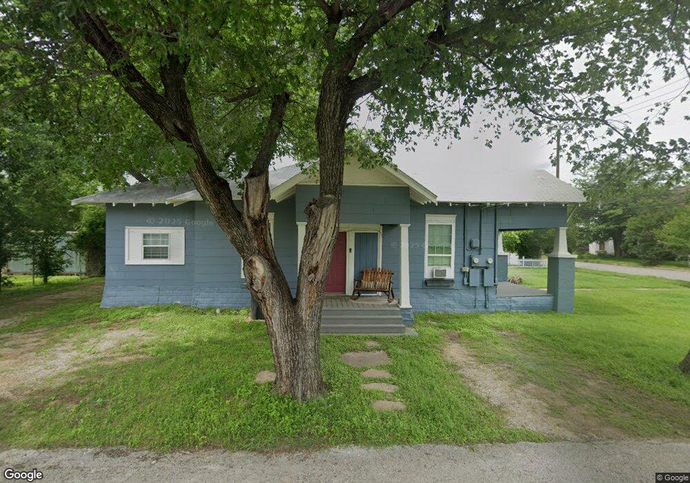 611 N Anglin St unit A-B, Cleburne, TX 76031 - photo 1