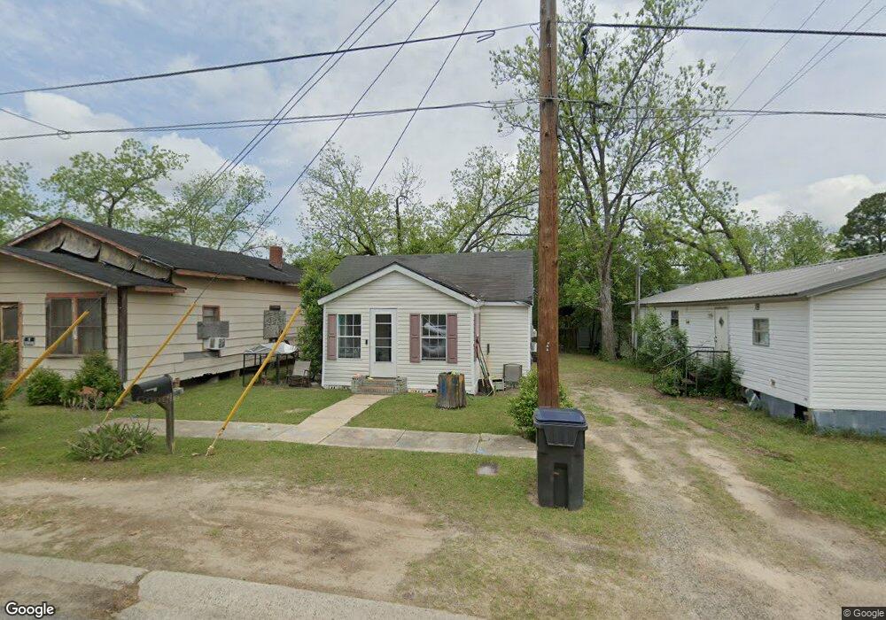712 E Jessamine St, Fitzgerald, GA 31750 - photo 1