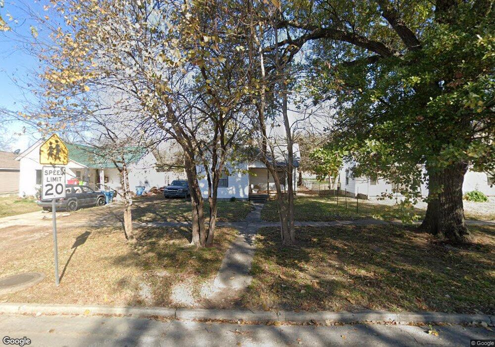 511 W Adams Ave, McAlester, OK 74501 - photo 1