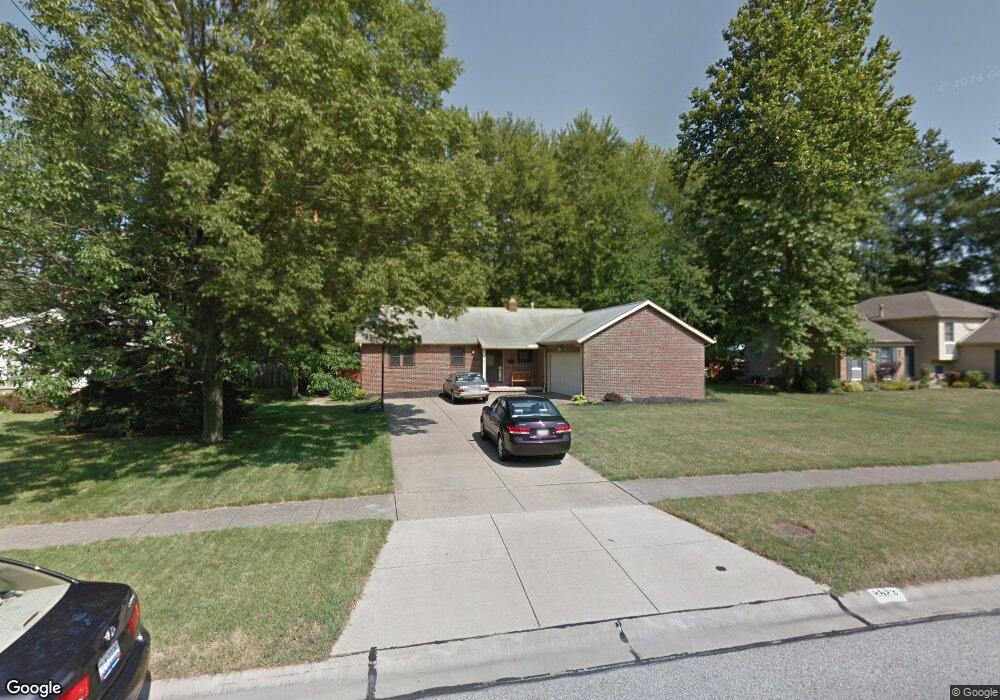 8523 Brentwood Dr, Olmsted Falls, OH 44138 - photo 1