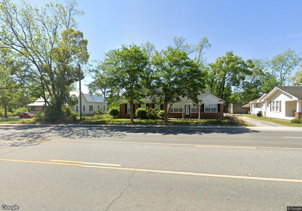 910 Ward St E, Douglas, GA 31533 - photo 1