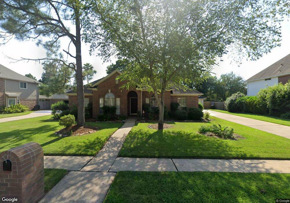 1614 Keystone Dr, Friendswood, TX 77546 - photo 1