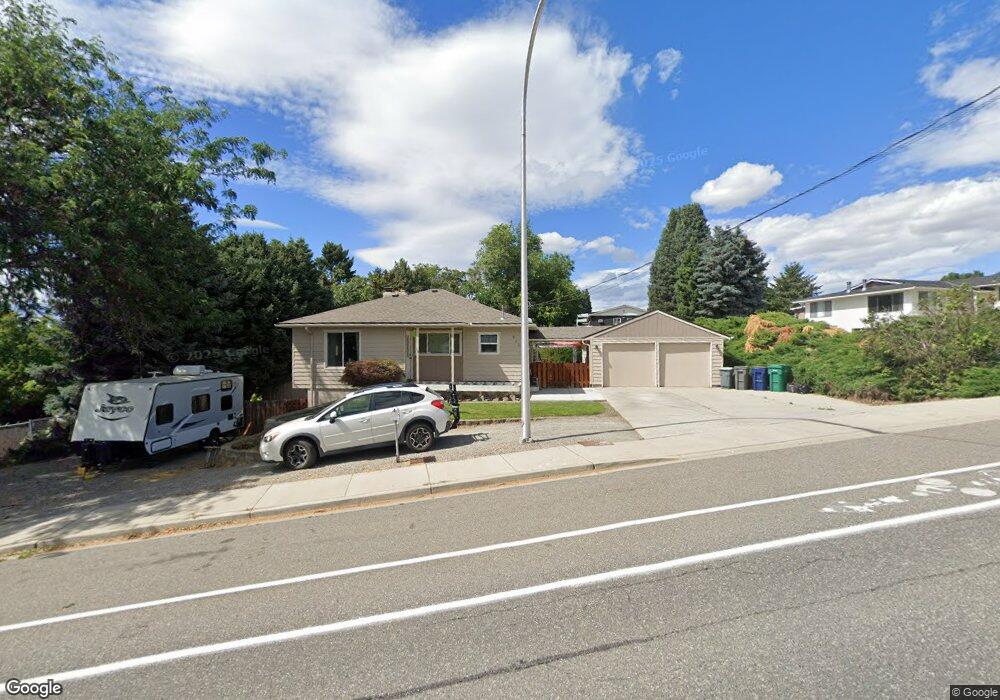 511 11th St NE, East Wenatchee, WA 98802 - photo 1