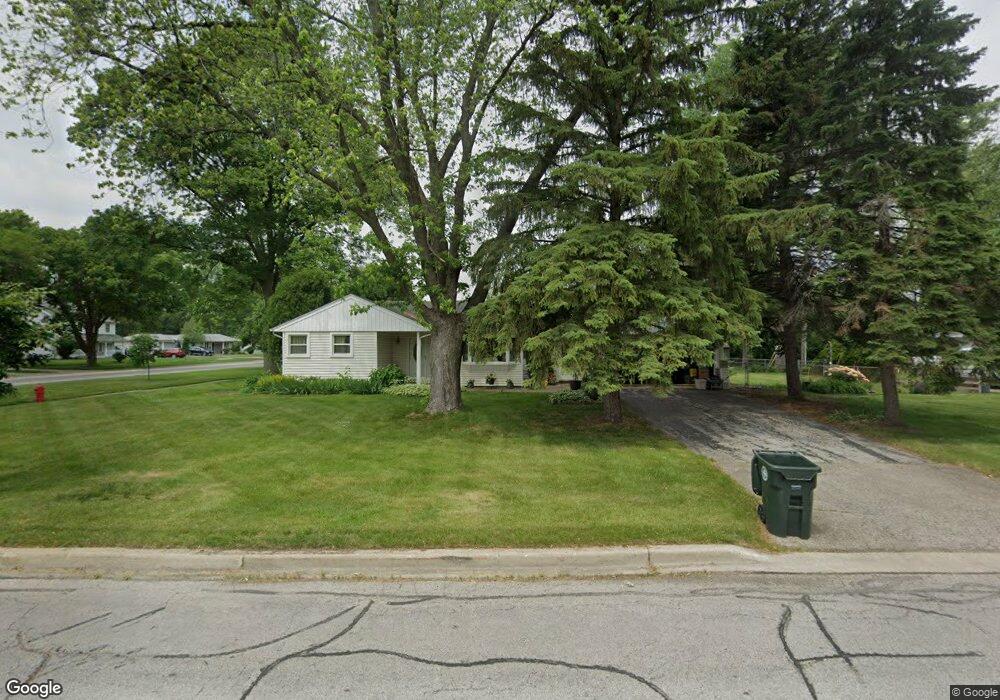 2501 Robin Ln, Rolling Meadows, IL 60008 - photo 1