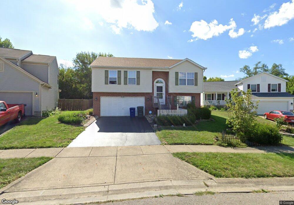 1811 Aggie Ct, Columbus, OH 43223 - photo 1