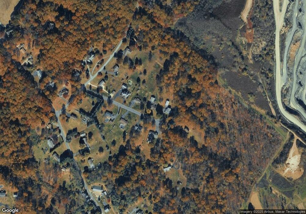 7 Senia Ln, Boyertown, PA 19512 - photo 1