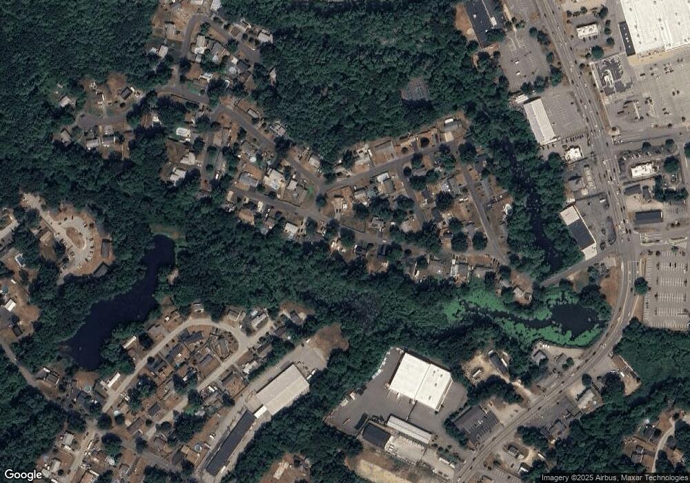 9 Forest Dr, Seabrook, NH 03874 - photo 1