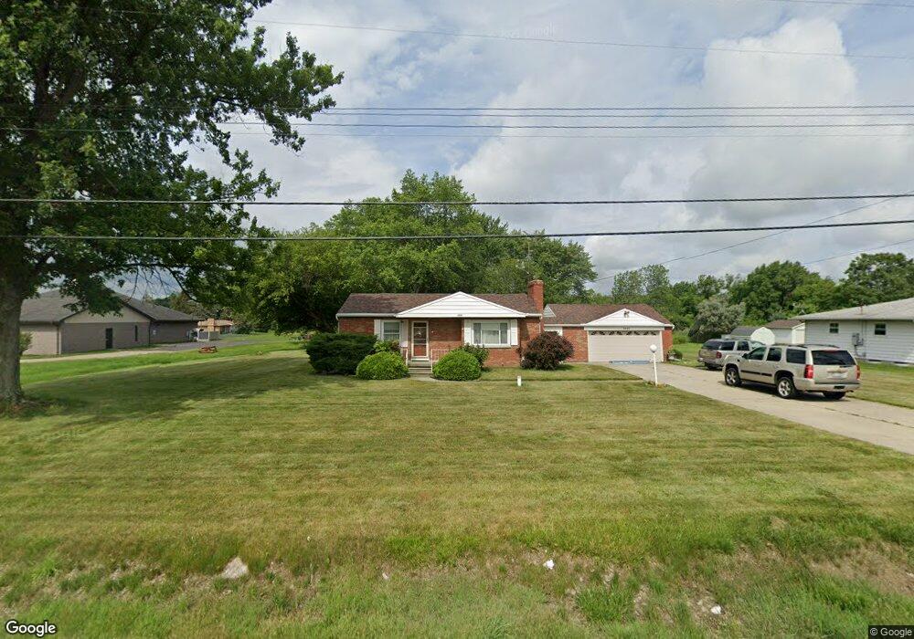 5035 N Jennings Rd, Flint, MI 48504 - photo 1