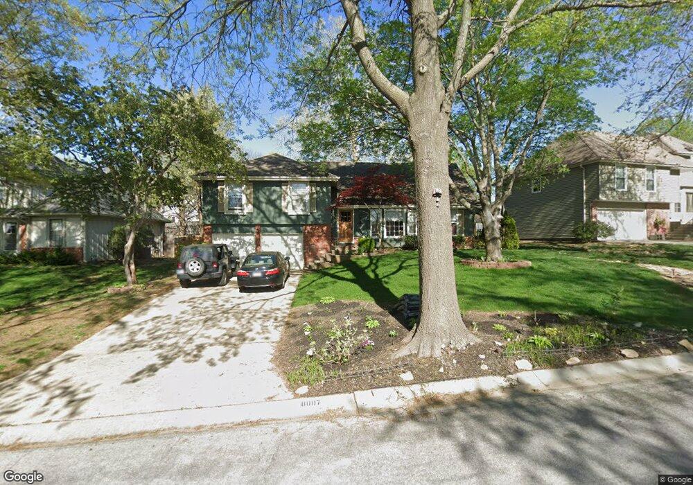 8007 Haskins St, Lenexa, KS 66215 - photo 1