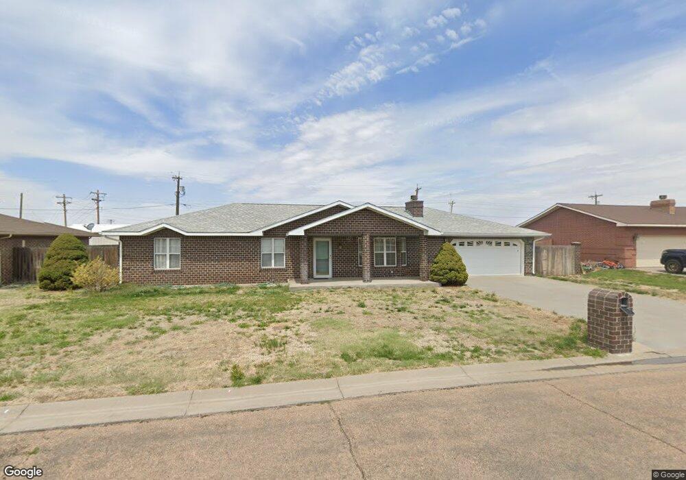 602 Jessica Ln, Hugoton, KS 67951 - photo 1