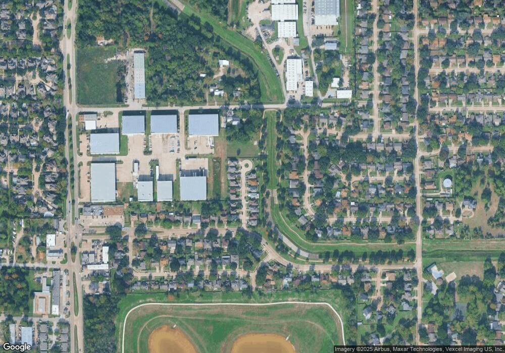 7534 Woodland Gate Dr, Houston, TX 77040 - photo 1