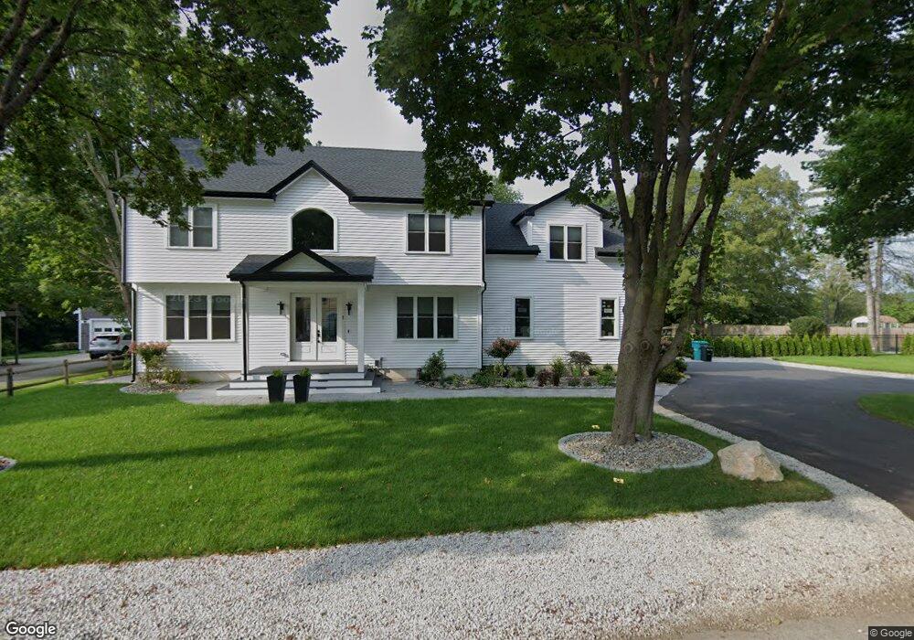 7 Maple St, Upton, MA 01568 - photo 1