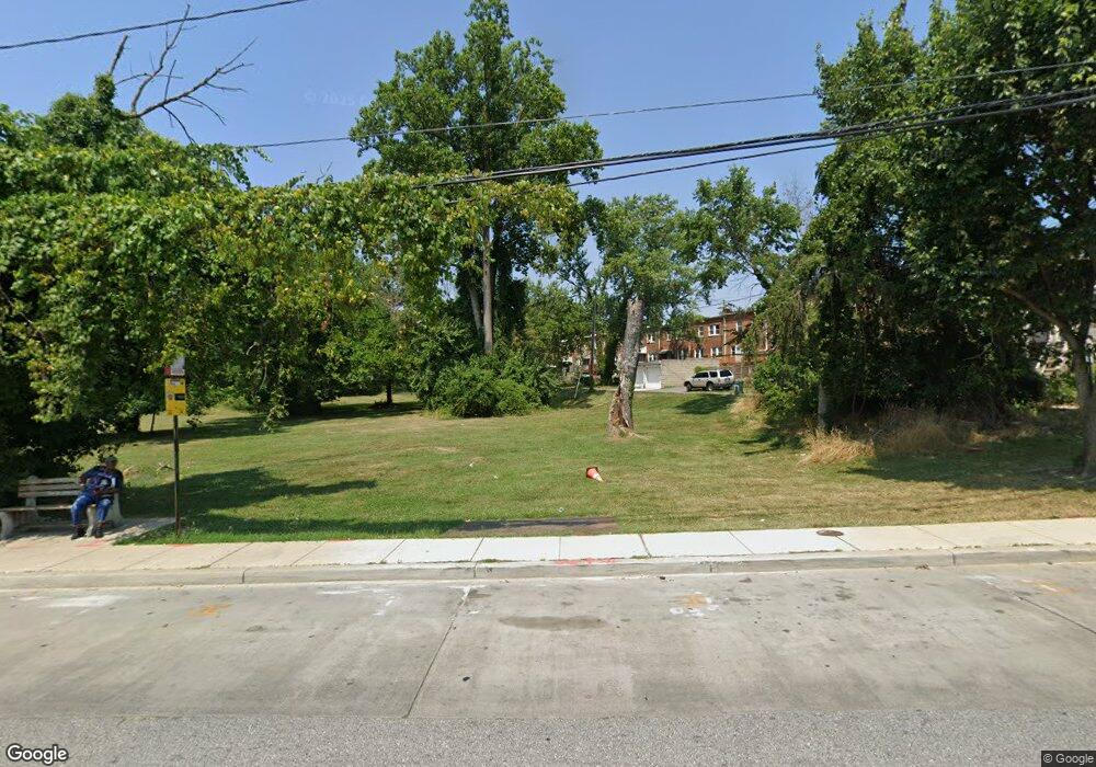 300 S Beechfield Ave, Baltimore, MD 21229 - photo 1