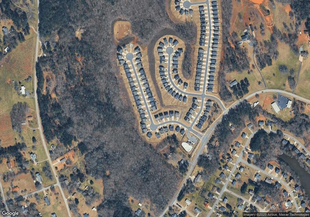 148 Hackberry Ave, Commerce, GA 30529 - photo 1