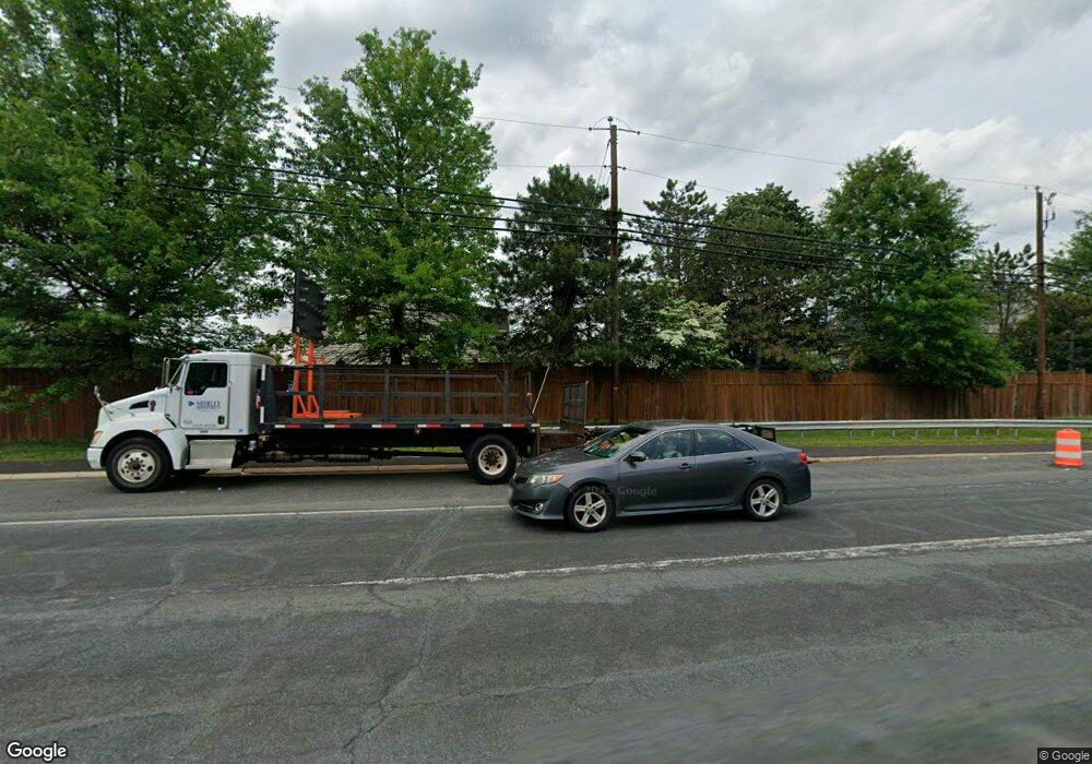 12615 Buckleys Gate Dr, Fairfax, VA 22030 - photo 1