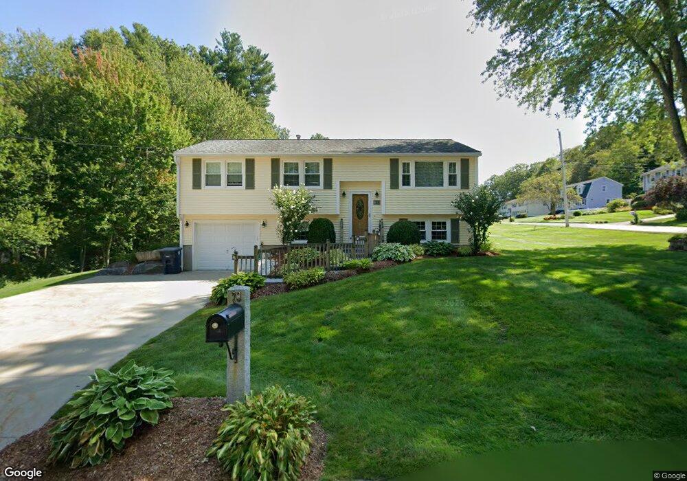 33 Holbrook Dr, Nashua, NH 03062 - photo 1