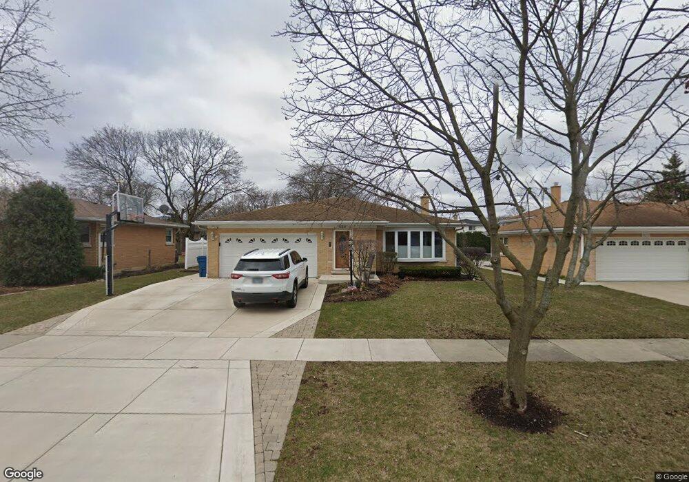 828 S Hillcrest Ave, Elmhurst, IL 60126 - photo 1