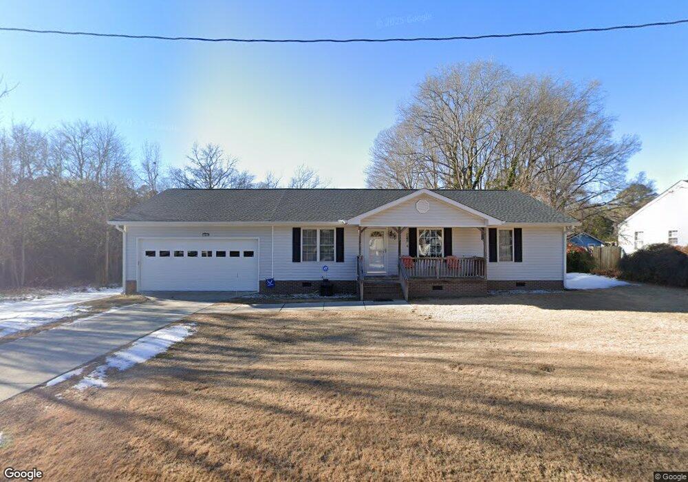 1017 Green St, Roanoke Rapids, NC 27870 - photo 1
