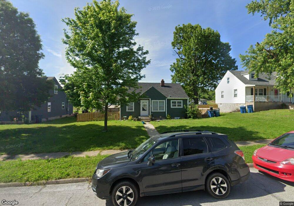 1414 Olive St, Carthage, MO 64836 - photo 1