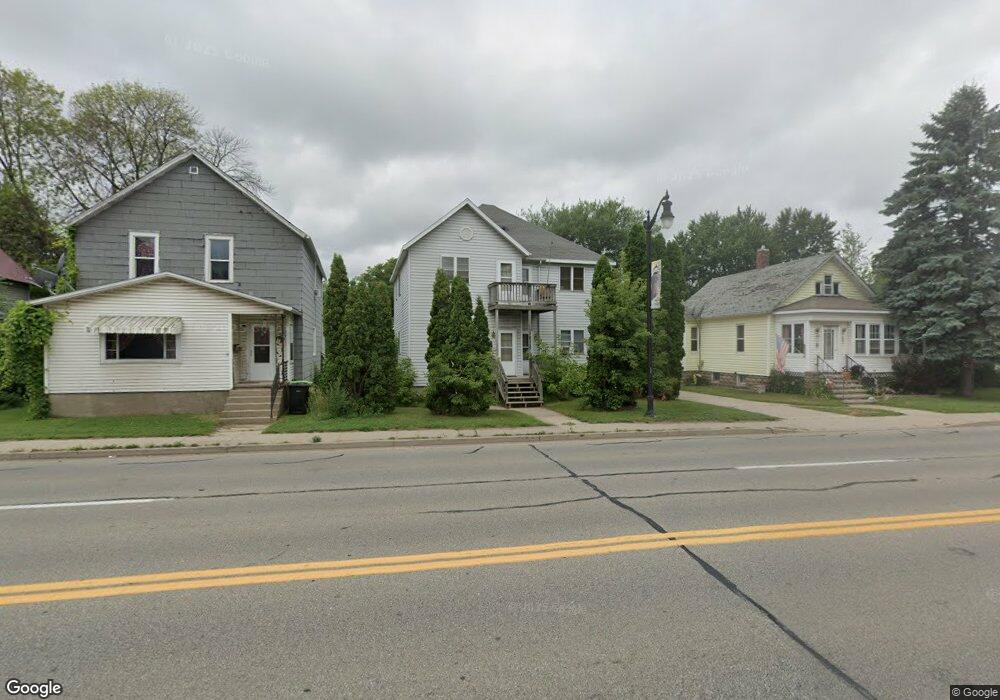 1813 10th St, Menominee, MI 49858 - photo 1