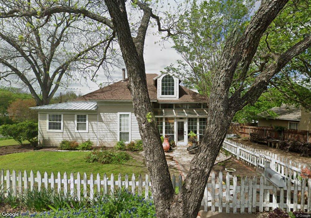 312 W Simmons St, Weatherford, TX 76086 - photo 1