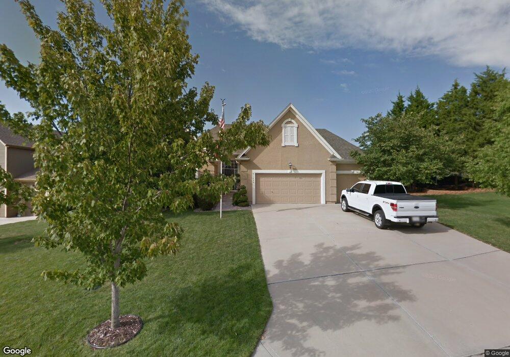 21400 W 98th Place, Lenexa, KS 66220 - photo 1