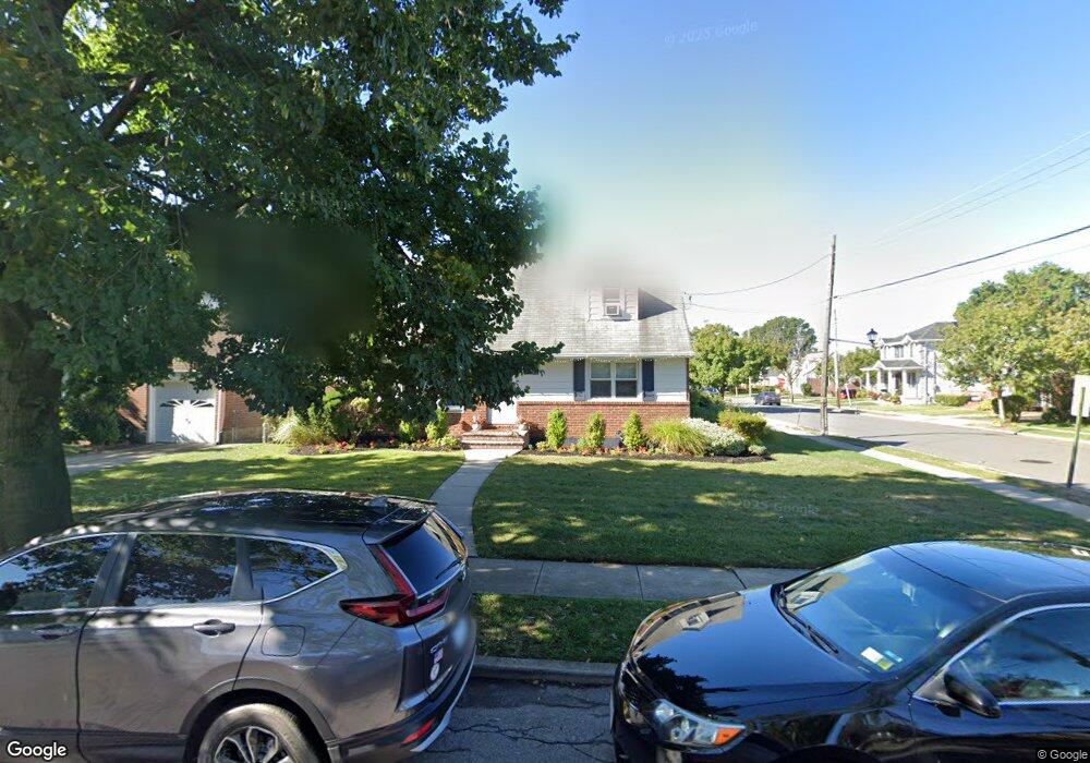 219 White Rd, Mineola, NY 11501 - photo 1