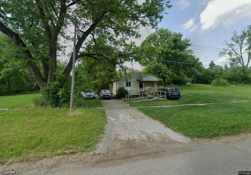 2309 Broadway Blvd, Flint, MI 48506 - photo 1