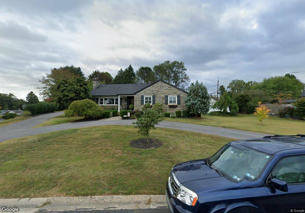 2801 N Kent Rd, Broomall, PA 19008 - photo 1