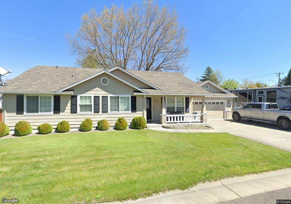 110 Nadine Ln, Central Point, OR 97502 - photo 1