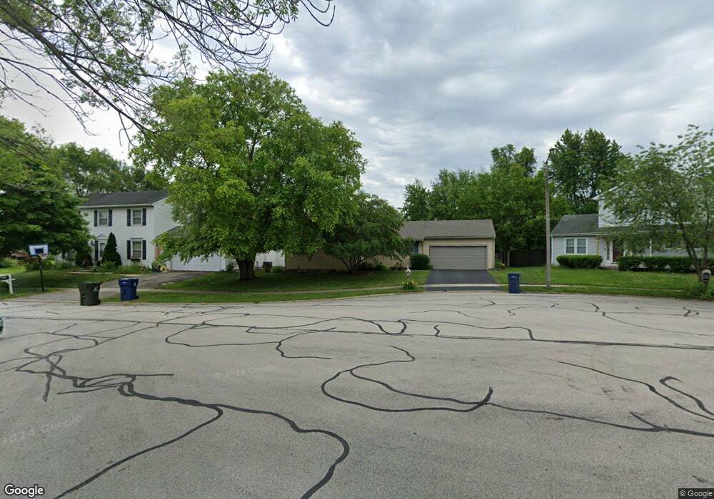 1212 Duke Ct, Naperville, IL 60565 - photo 1