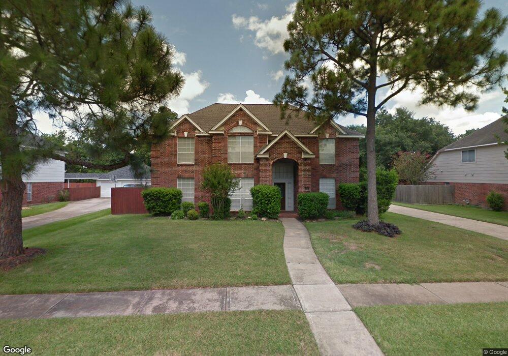 410 Windsor Dr, Friendswood, TX 77546 - photo 1