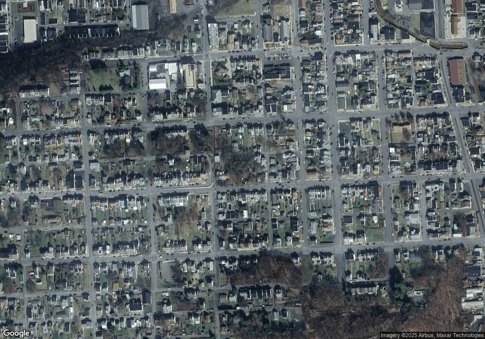 837 W Pine St, Coal Township, PA 17866 - photo 1