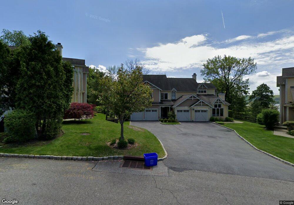 77 Landing Dr unit 77, Dobbs Ferry, NY 10522 - photo 1