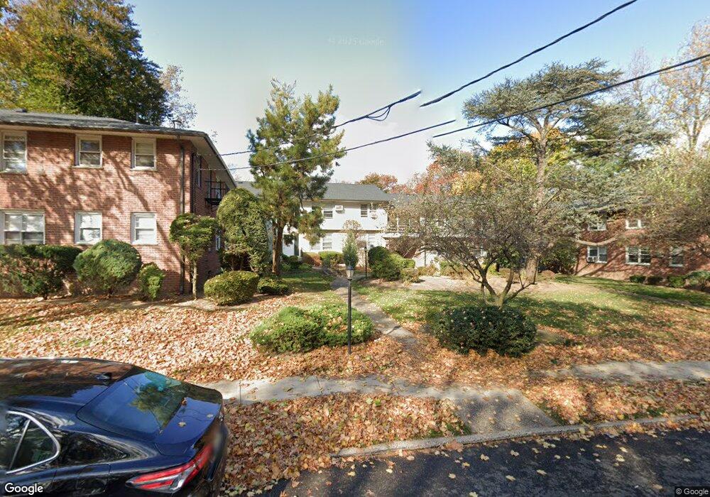 26-15 Fair Lawn Ave unit A, Fair Lawn, NJ 07410 - photo 1