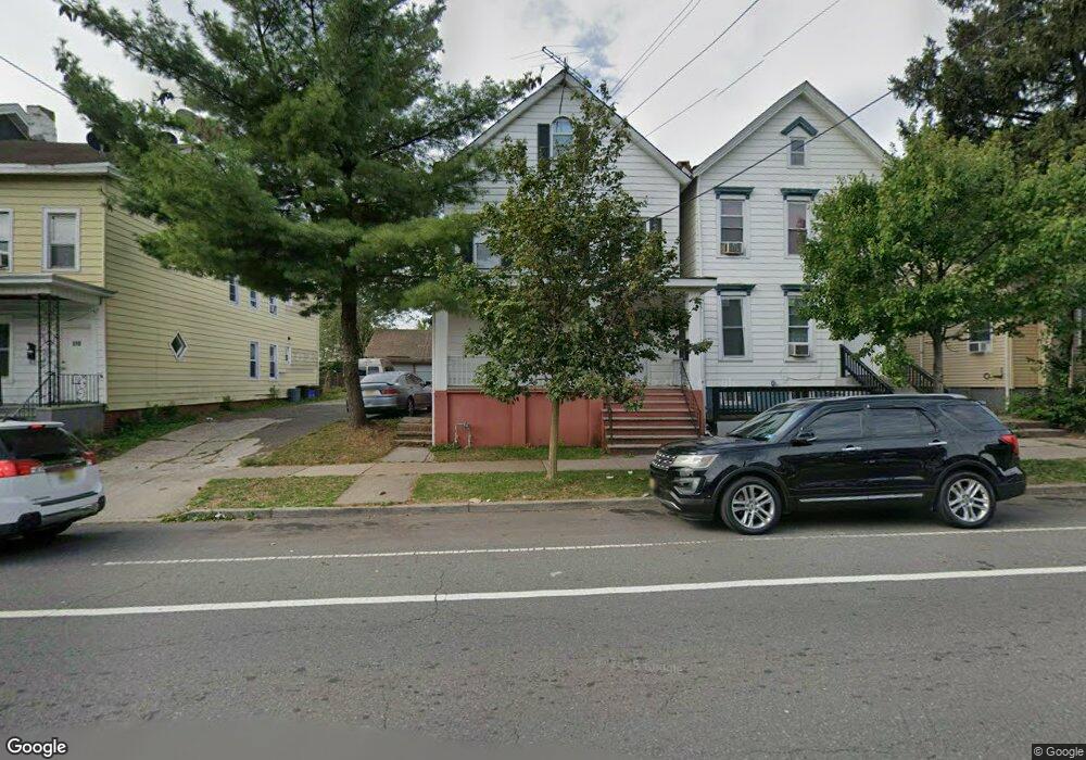 214 Suydam St, New Brunswick, NJ 08901 - photo 1