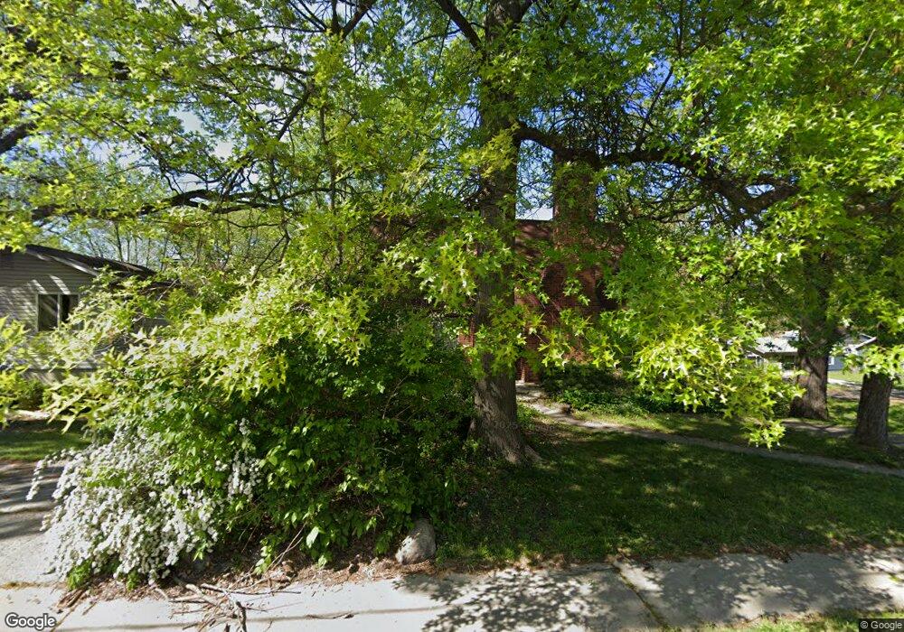 2813 Sheridan Ave, Des Moines, IA 50310 - photo 1