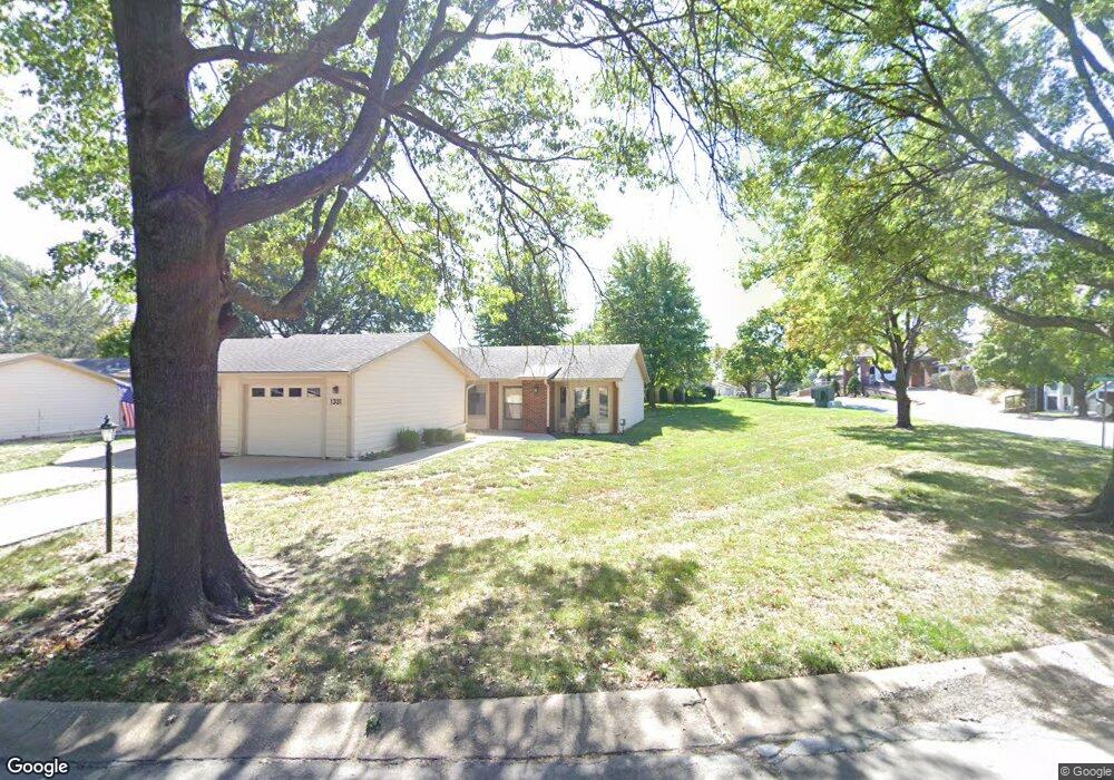 1331 W Johns Blvd, Raymore, MO 64083 - photo 1