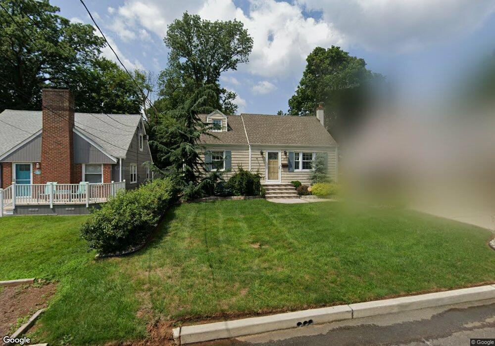 251 Oneida Place, North Plainfield, NJ 07060 - photo 1