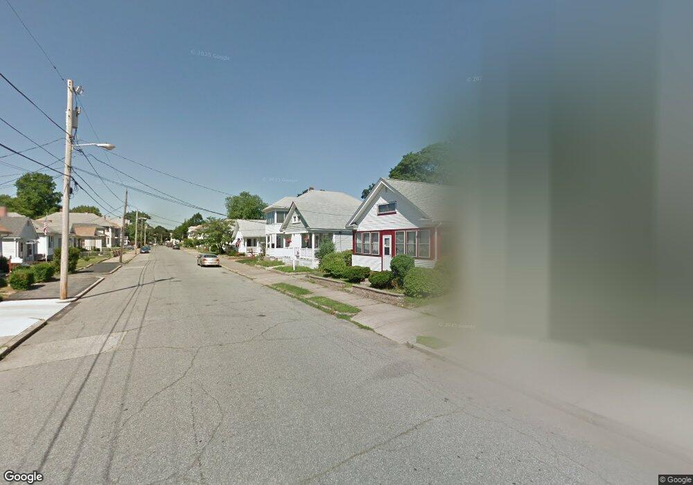 74 Sweet Ave, Pawtucket, RI 02861 - photo 1