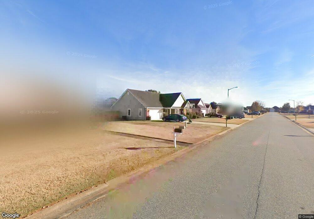 204 Carver Ct, Warner Robins, GA 31088 - photo 1