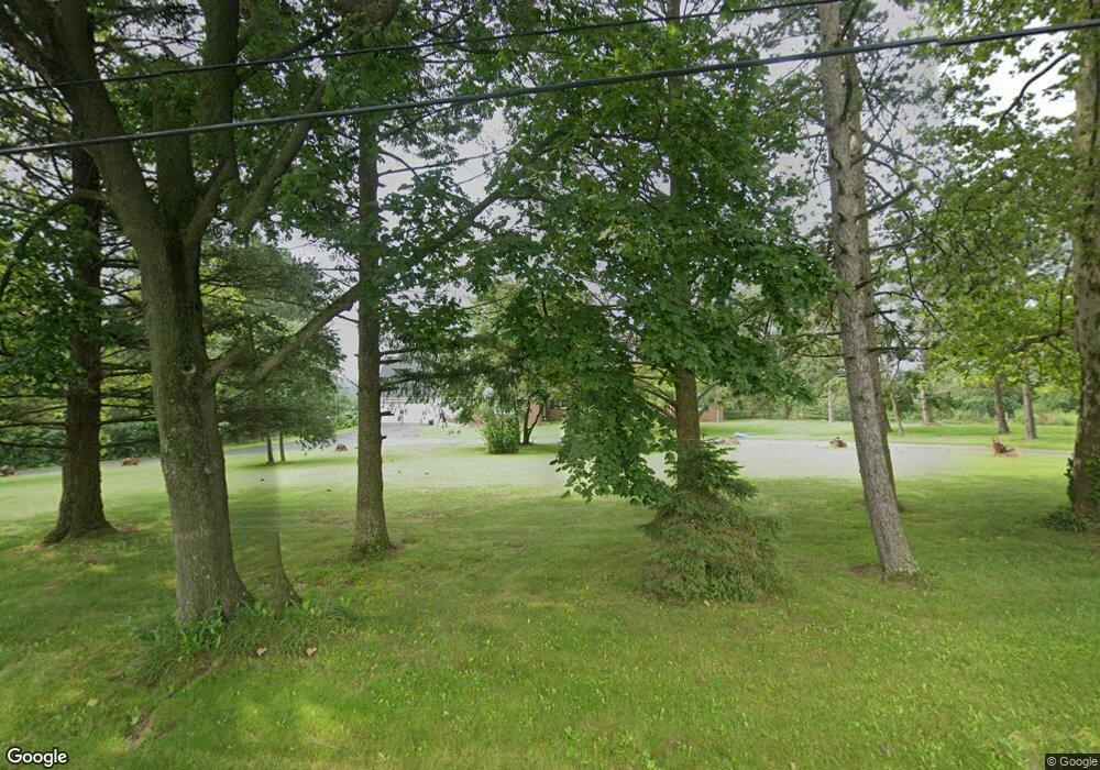 2049 Cross Roads Dr, Lewisburg, PA 17837 - photo 1